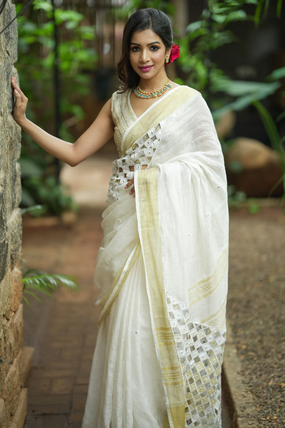 Cutwork and Mirror Work Linen Saree in Chalk White