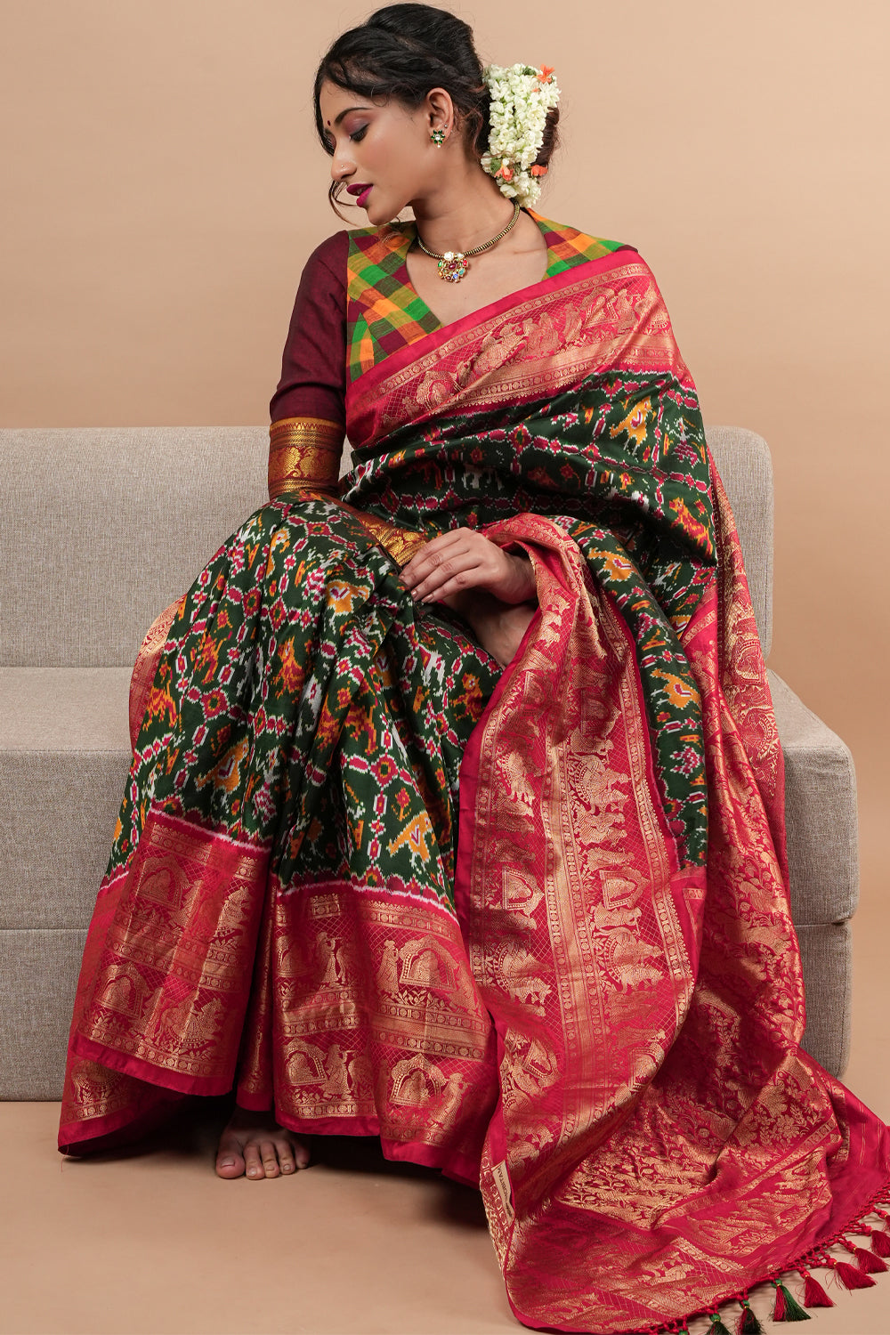 Exquisite Ikkat Kanjivaram Fusion Silk Saree in Deep Green with Grand