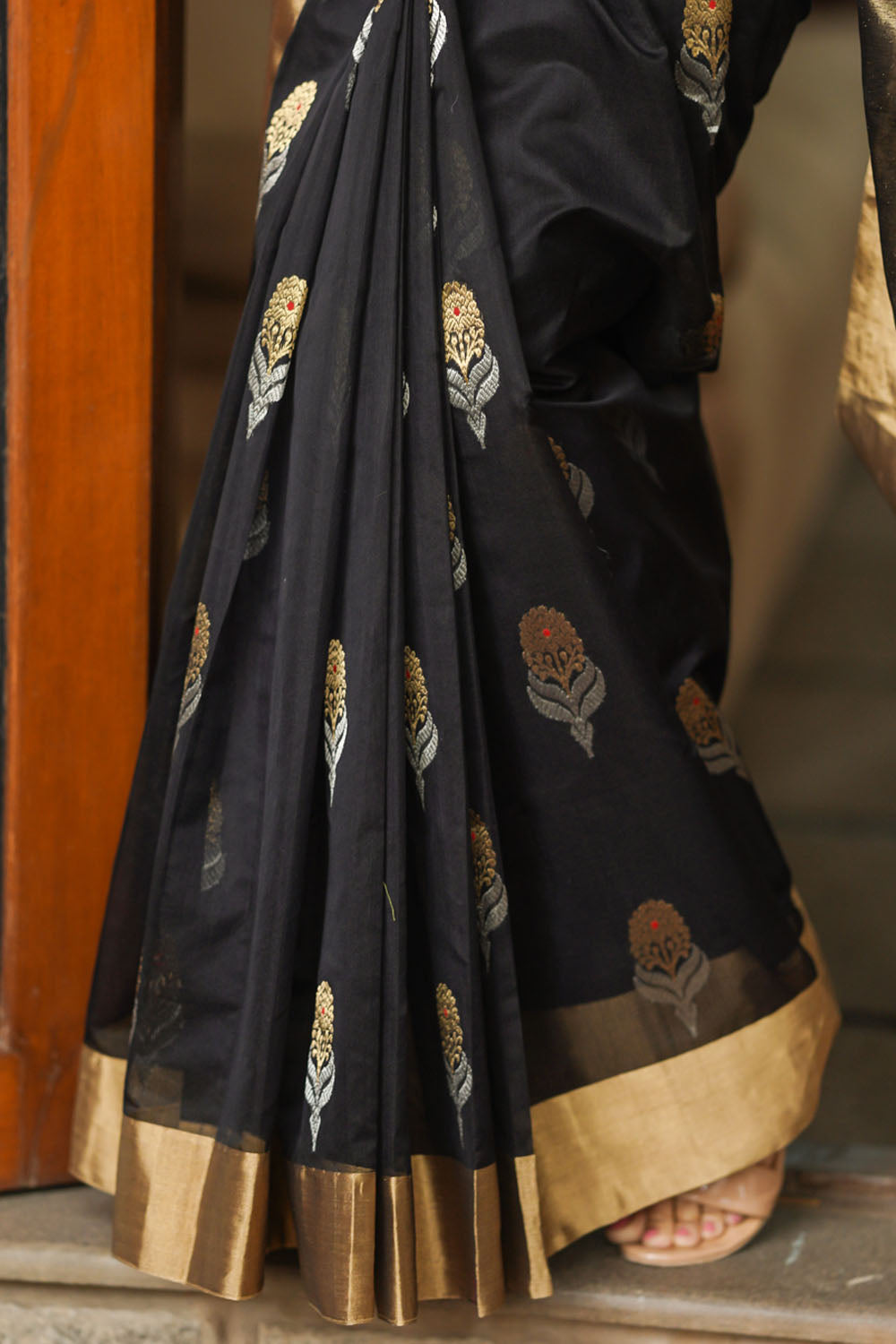 Black Chanderi Silk Saree With Zari Embroidery – PBS PRINTS