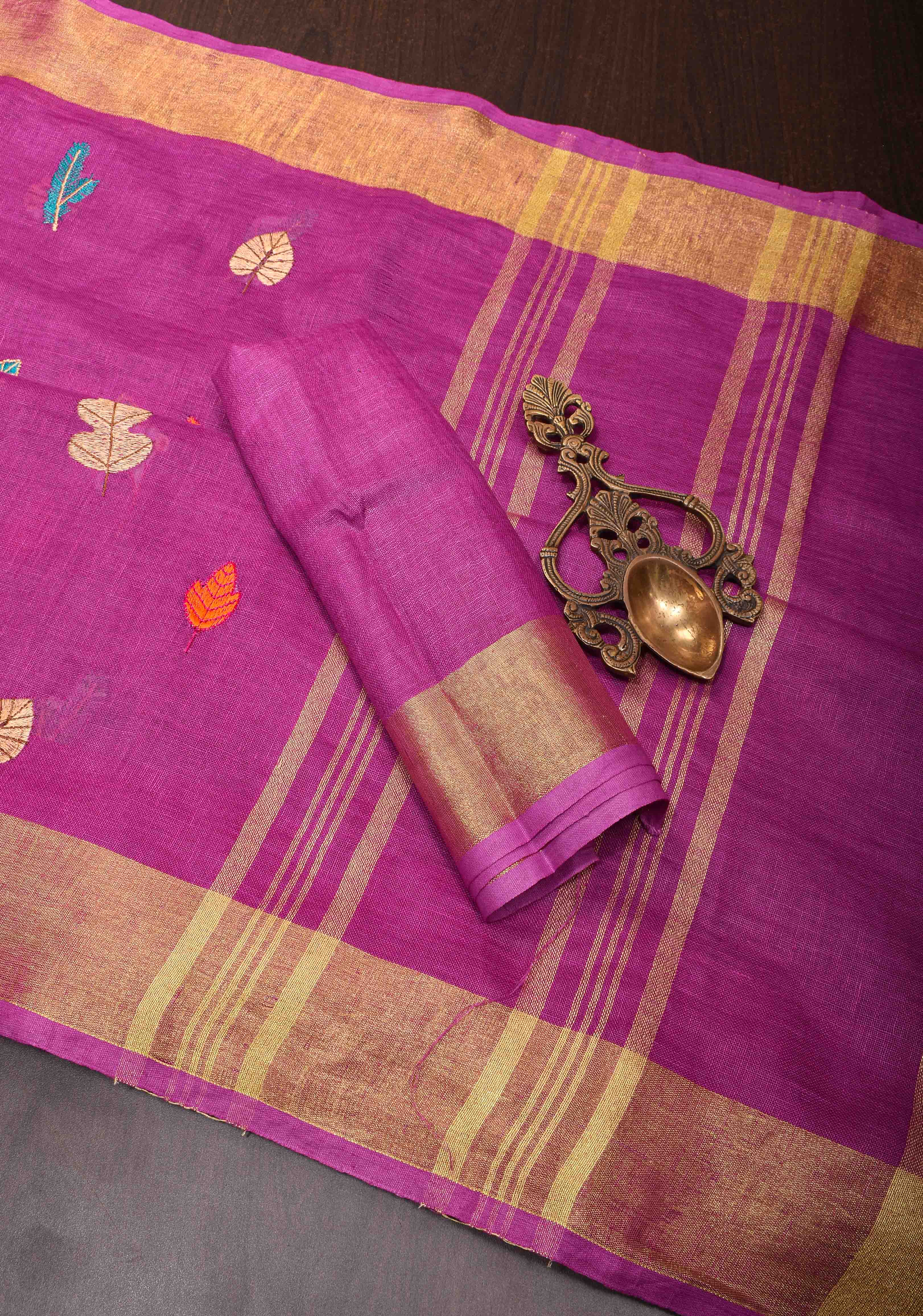 Light Purple Linen Saree with Embroidery | Shobitam Saree