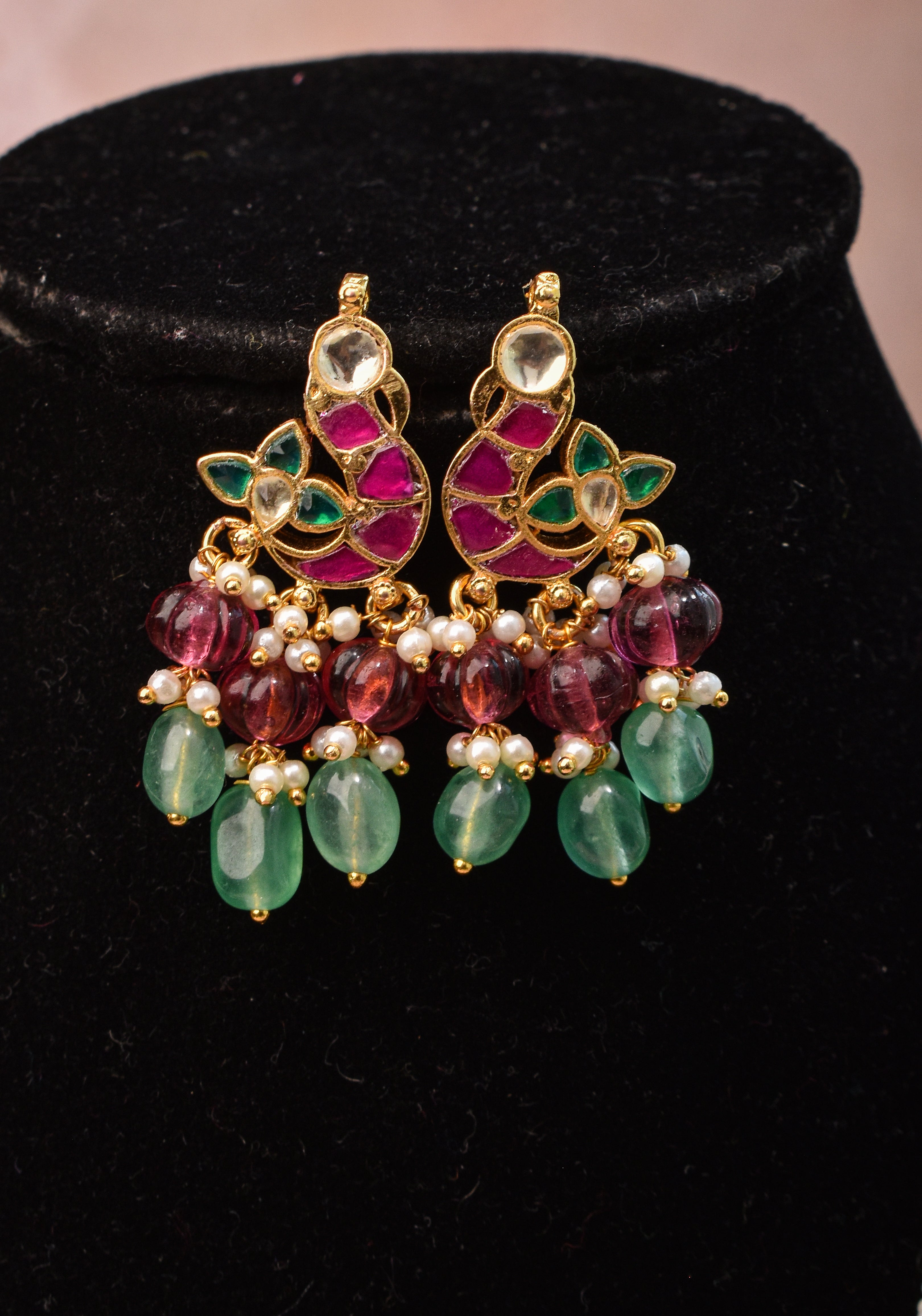 Unique Ahmedabadi Kundan Short Necklace and Earrings Set