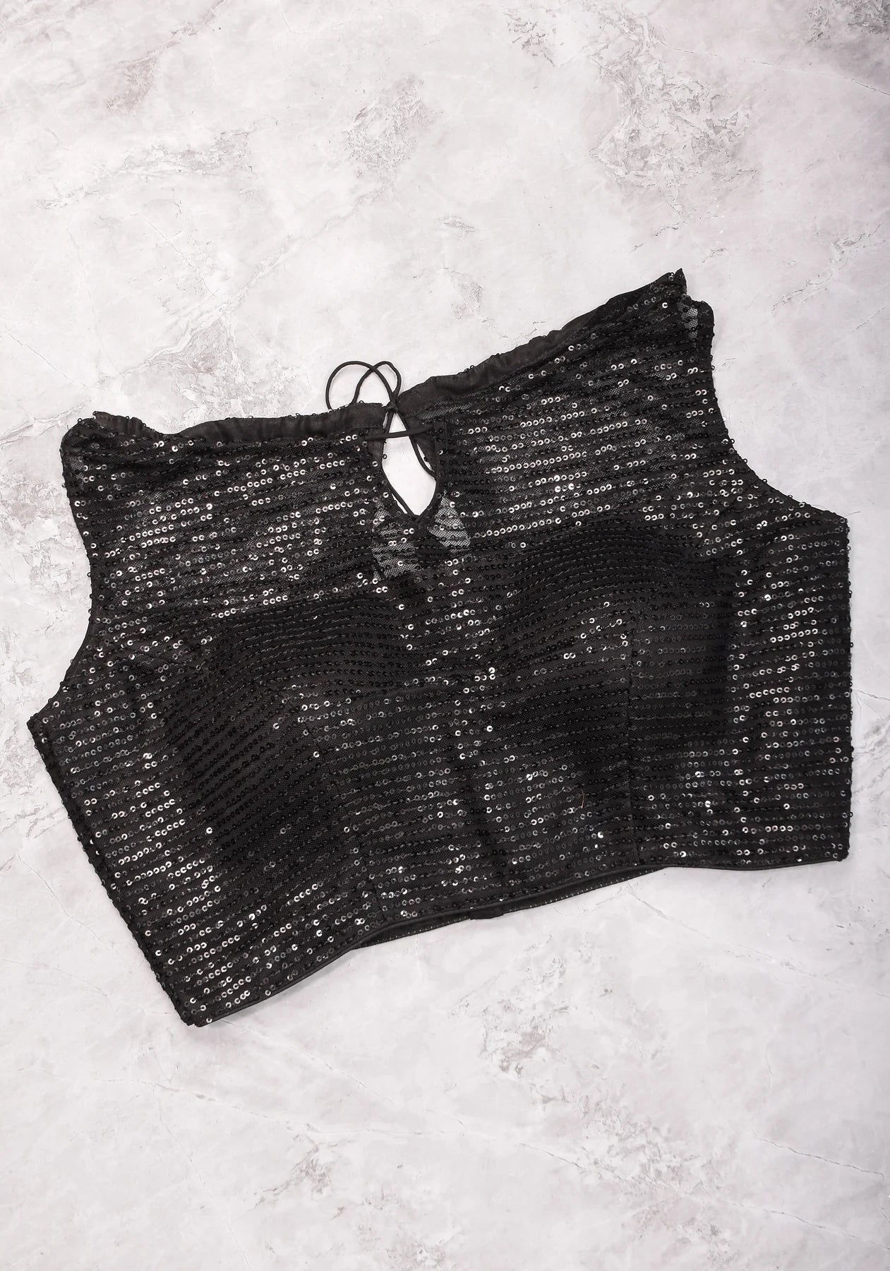 Make your own size: Shimmering Sequins Sleeveless Blouse in Black