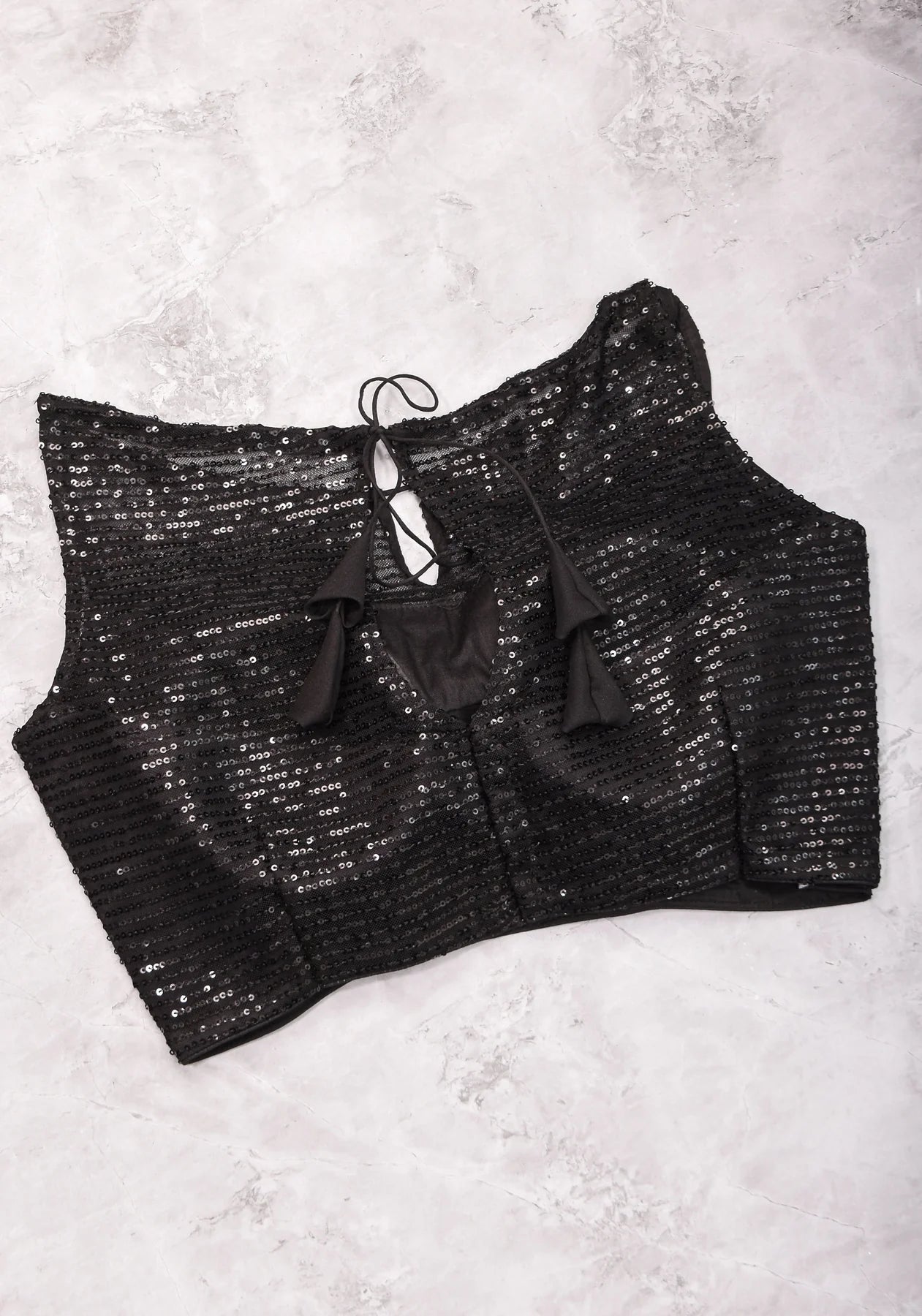 Make your own size: Shimmering Sequins Sleeveless Blouse in Black