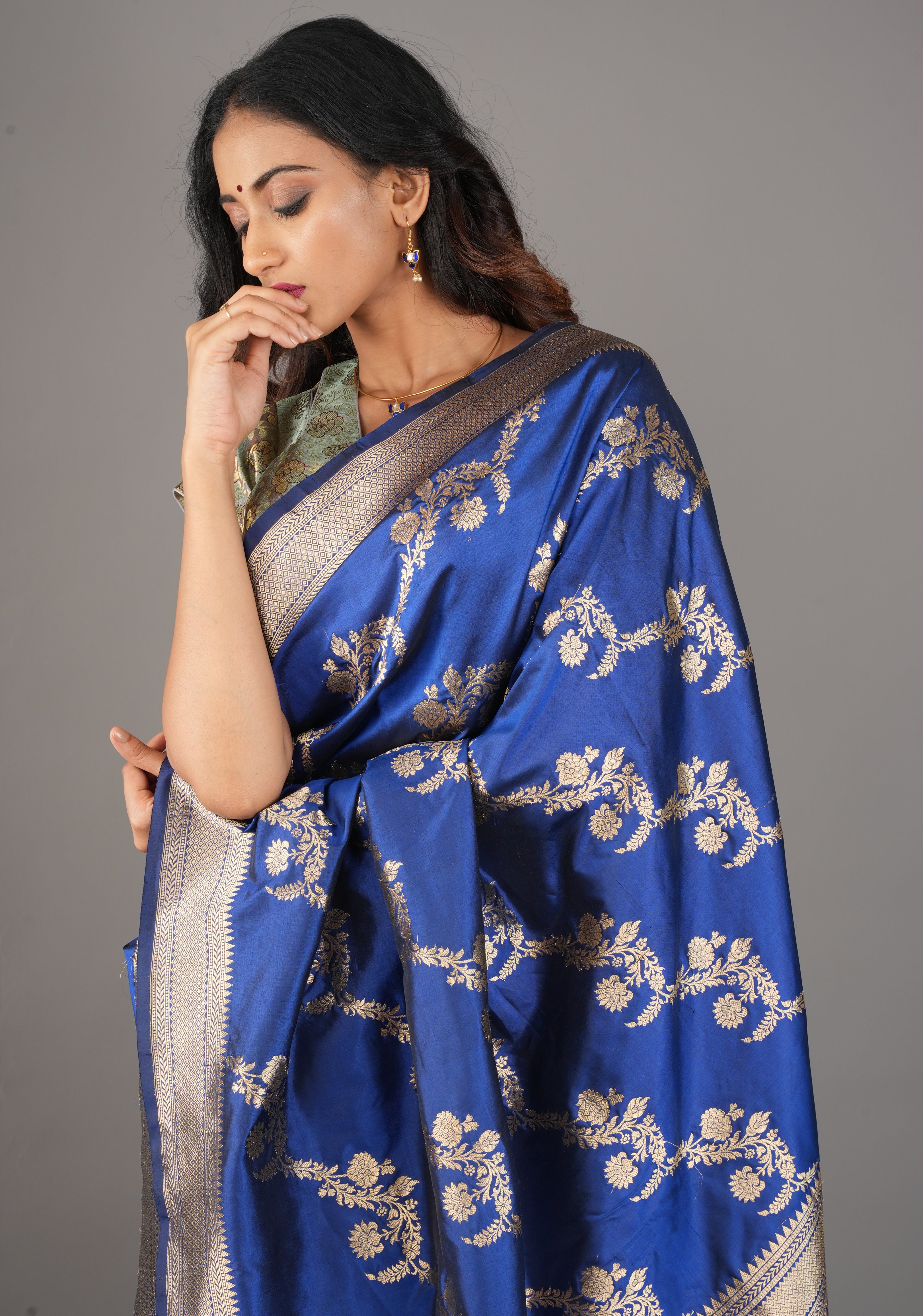 Exquisite Half Jaal half buti Banarasi Katan Silk Saree in Cobalt Blue with Kadhuwa Weave | SILK MARK CERTIFIED