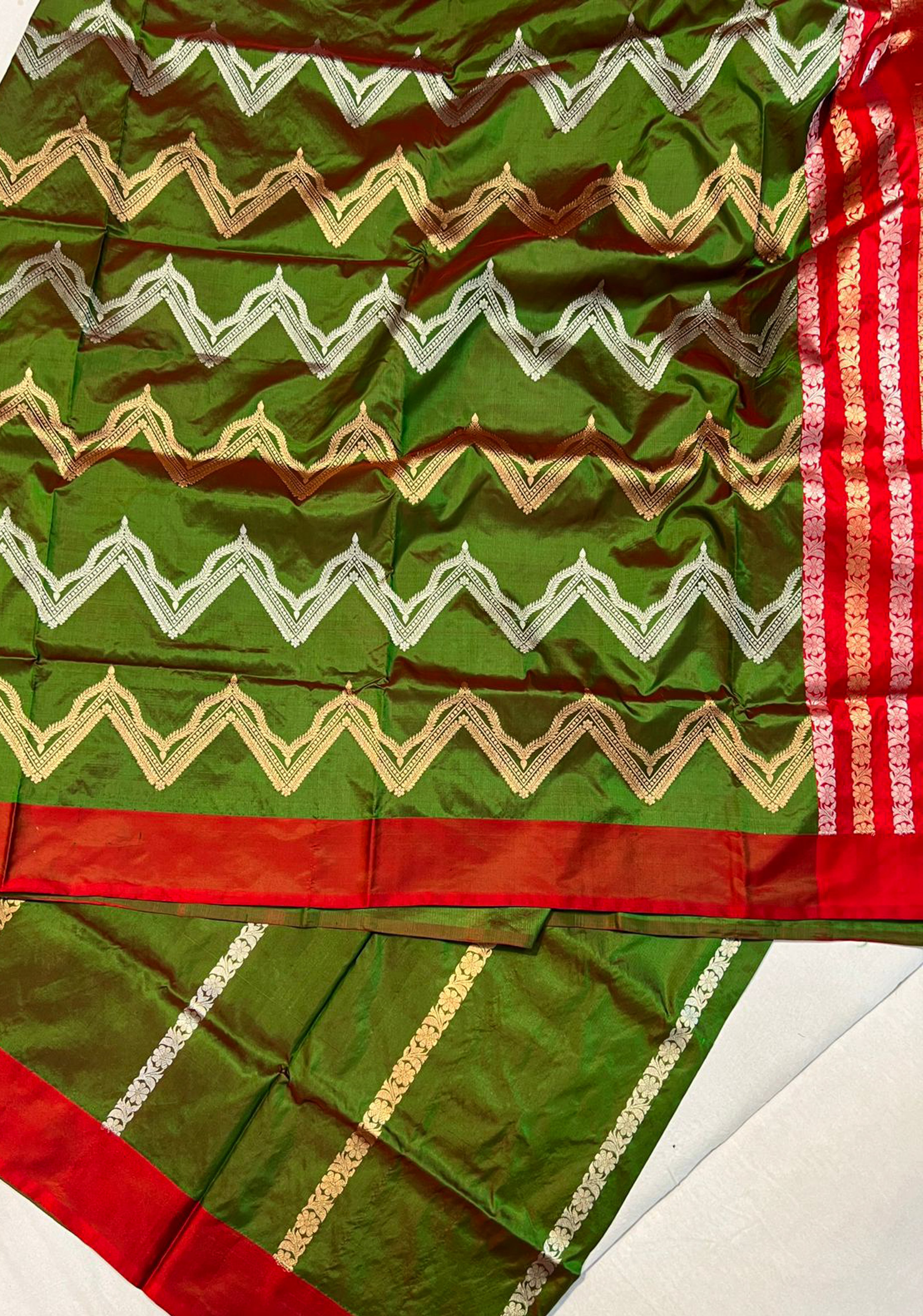 Half and Half kadhuwa Leheria and butta Banarasi Katan silk saree in mehendi green | SILK MARK CERTIFIED