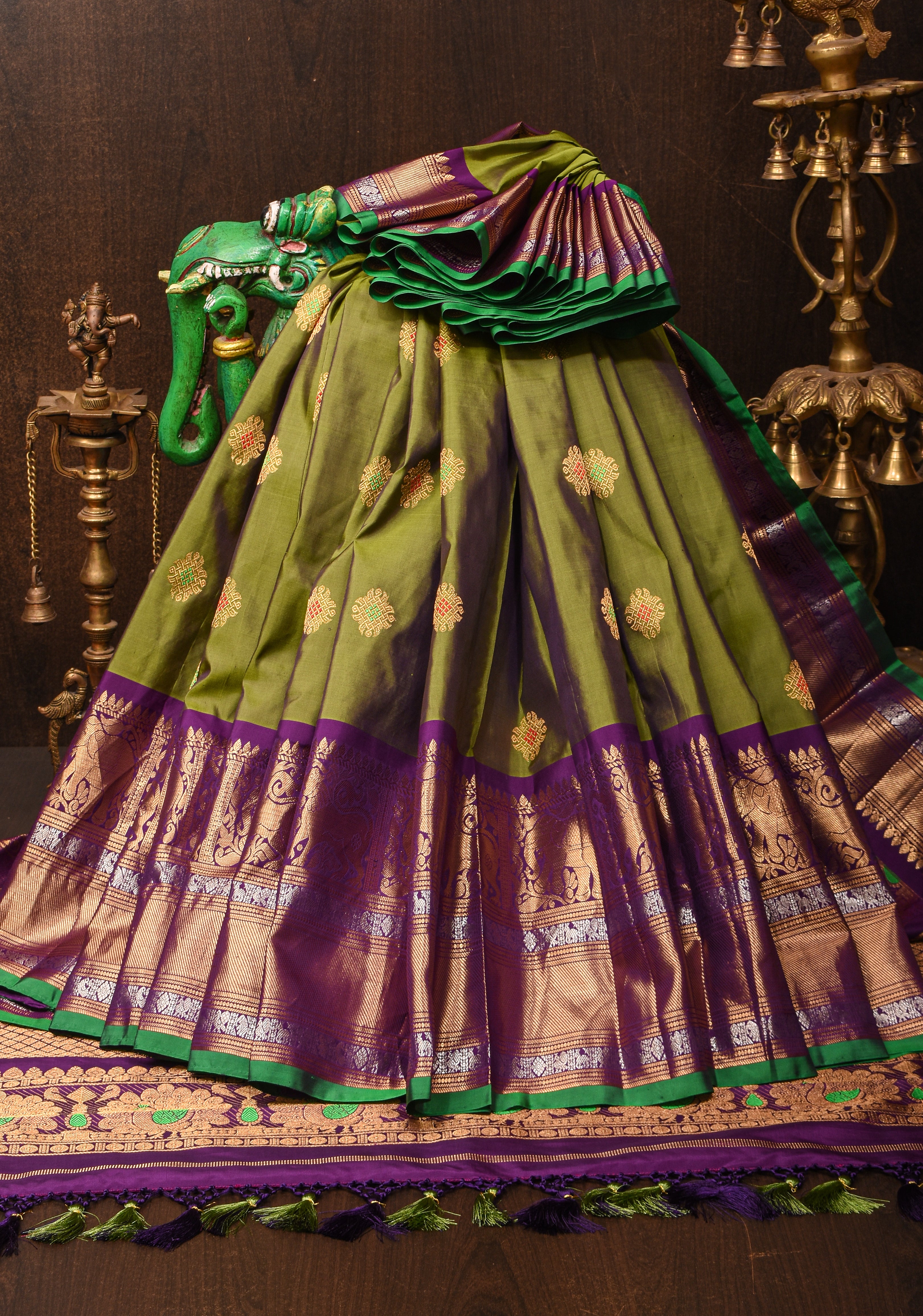 Muggu Design Meenakari Gadwal Silk Saree in Green | CERTIFIED SILK