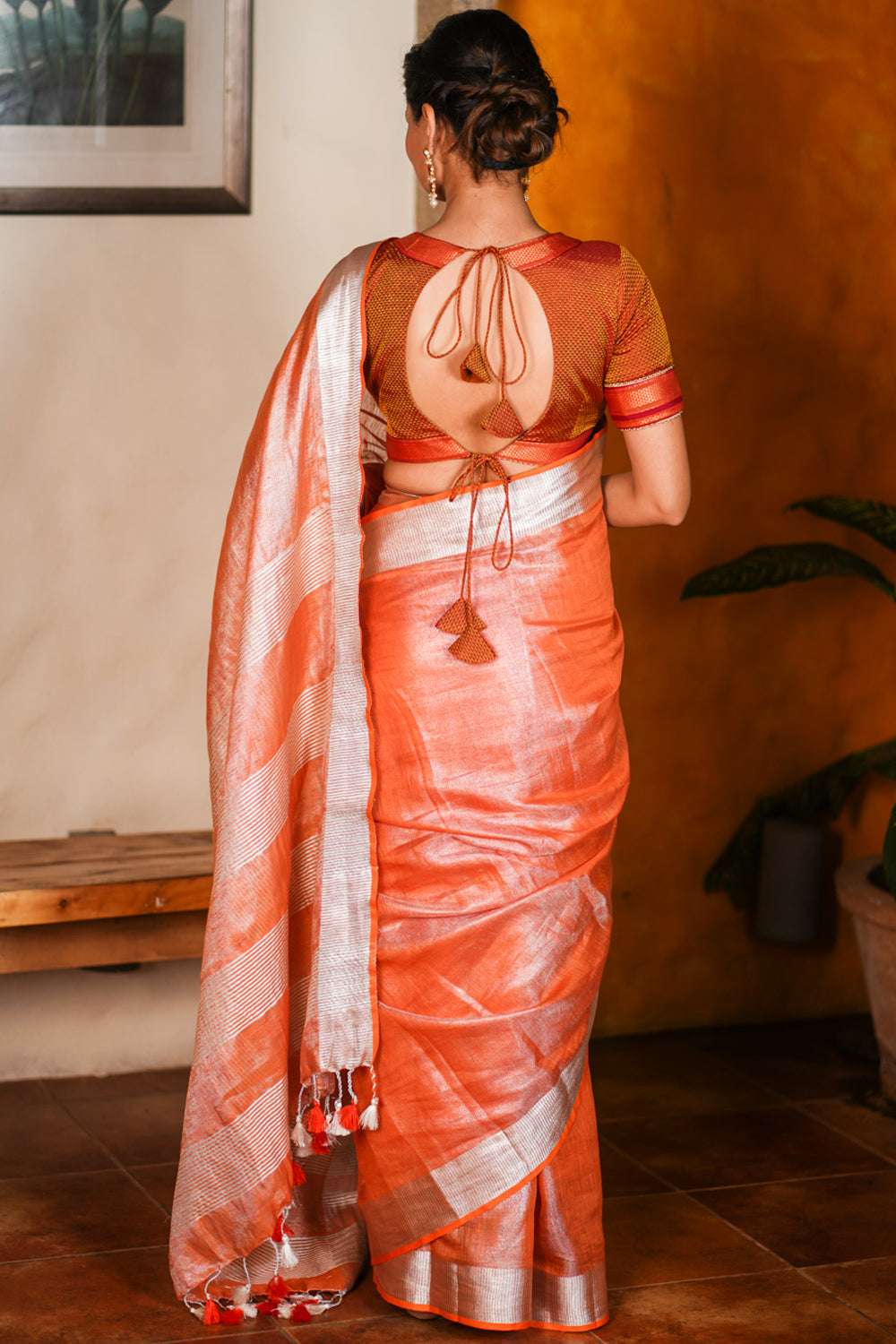 Party Wear Ladies Orange Linen Fancy Plain Saree, Packaging Type: Plastic  Bag at Rs 1050 in Santipur