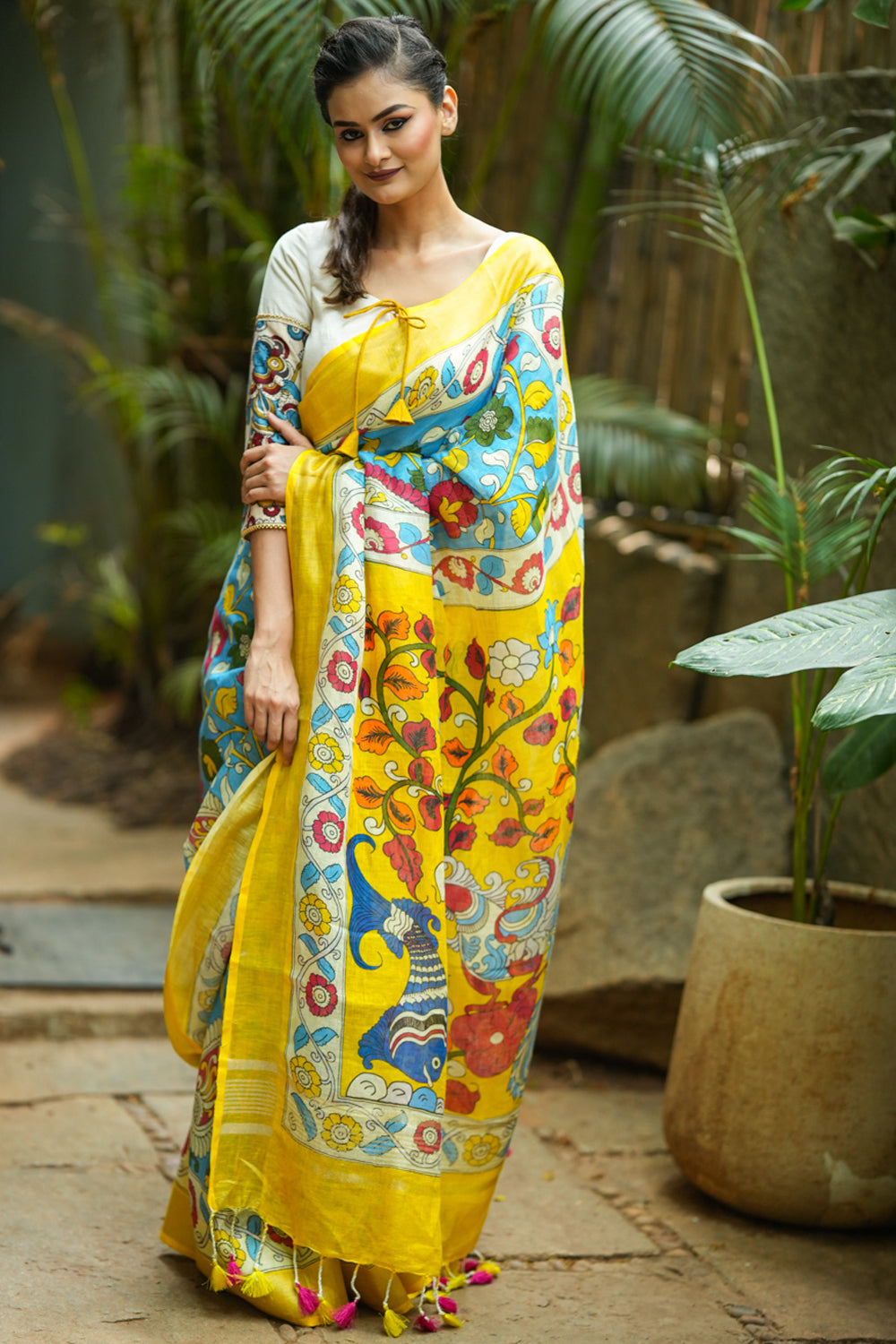 GOPINATHJI FASHION NEWDESIGNER LINEN SAREE WITH KALAMKARI,JAMDANI & FLORAL  PRINT