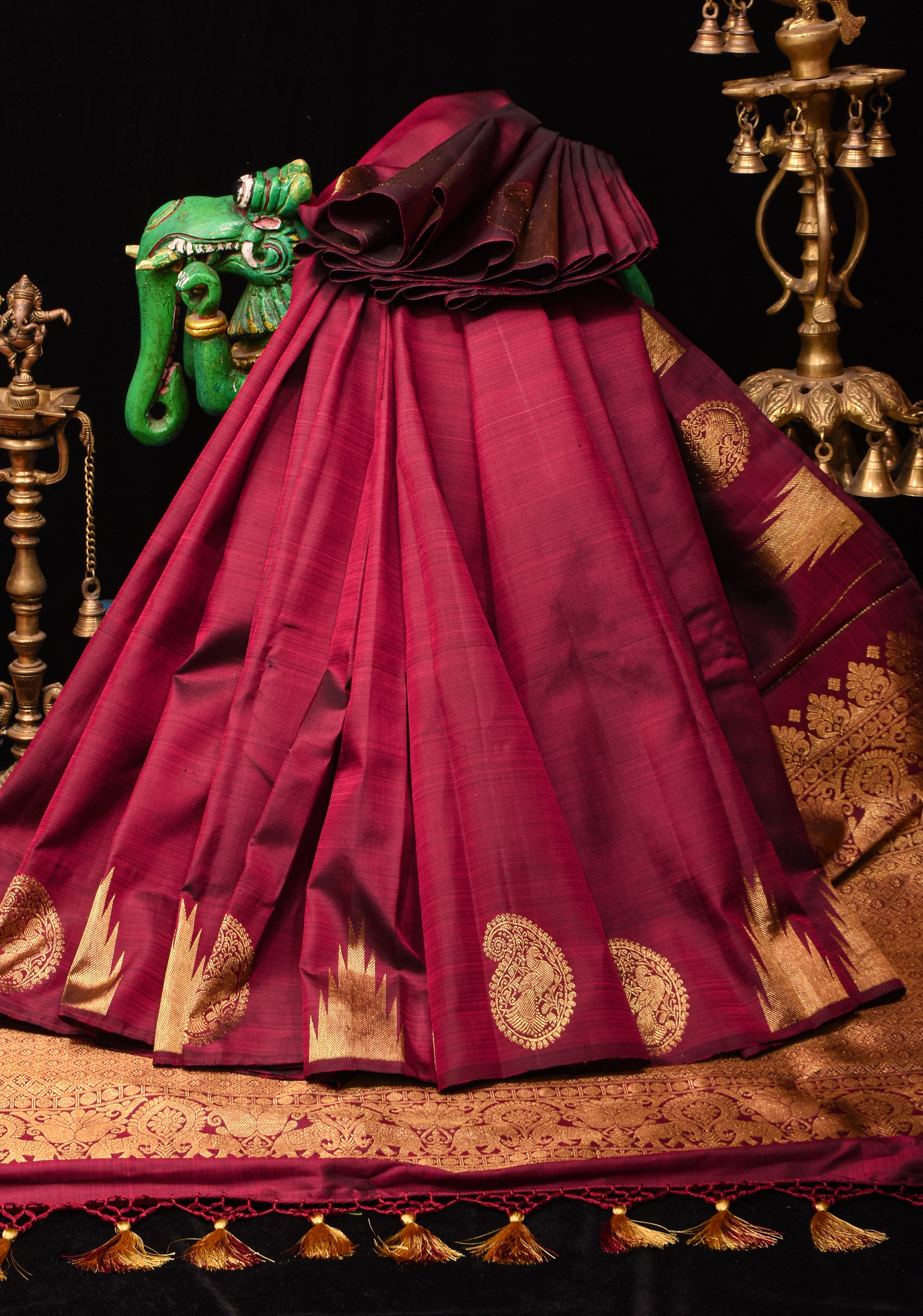 Maroon Kanjivaram Pure Silk Saree with golden Zari Temple and Paisley border | SILK MARK CERTIFIED