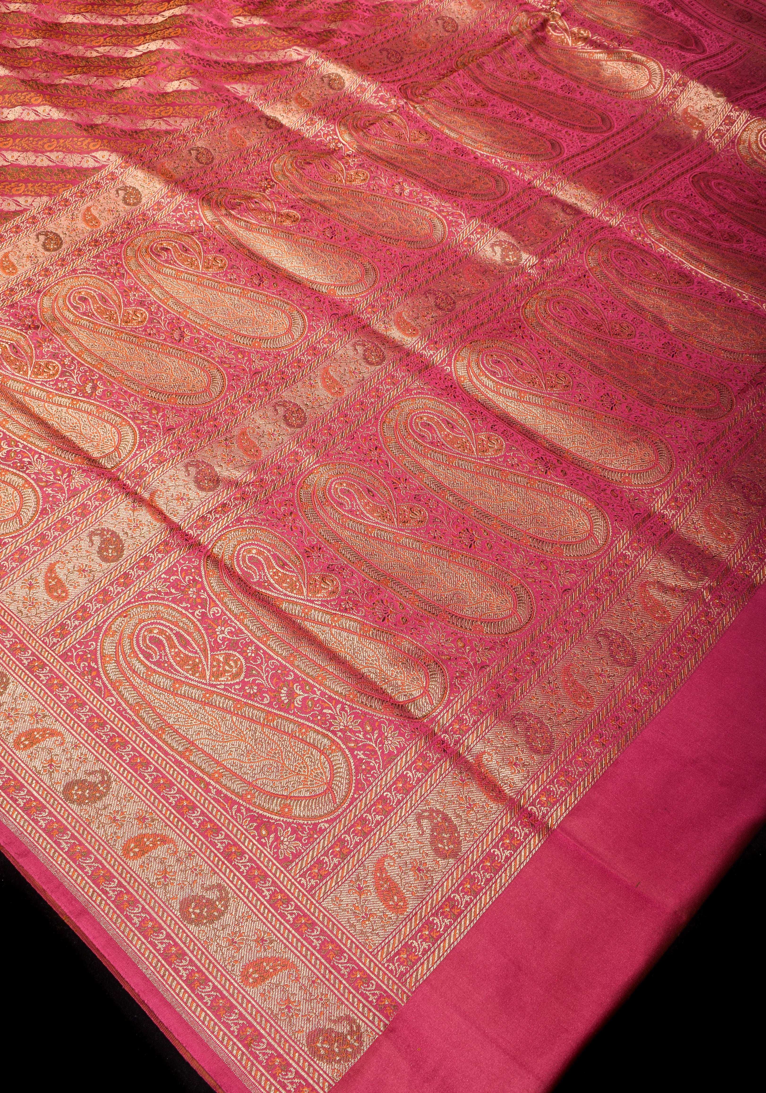 Mauve Pink Tanchoi Banarasi Satin Silk Saree in Leheria Pattern  and zari detailing| SILK MARK CERTIFIED