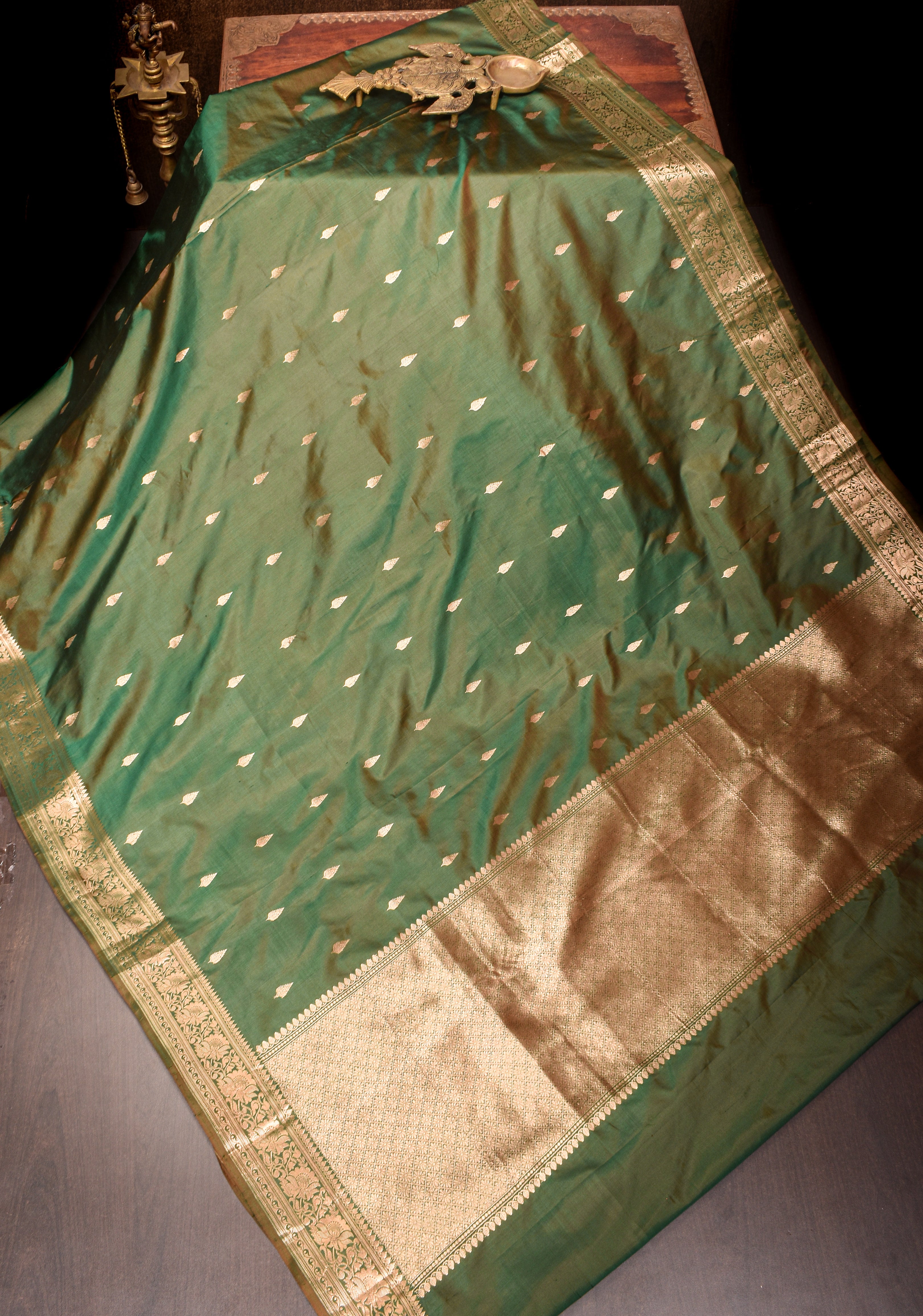 Lightweight Banarasi Katan silk saree with short width zari borders in Green | SILK MARK CERTIFIED