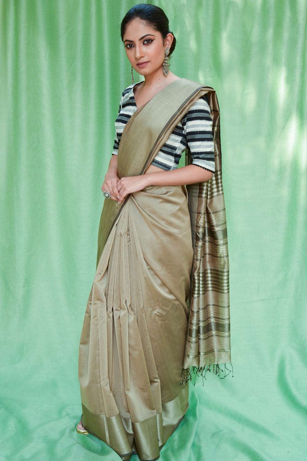 Terracotta & Black Soft Cotton Handloom Saree With Solid Black Border –  Balaram Saha