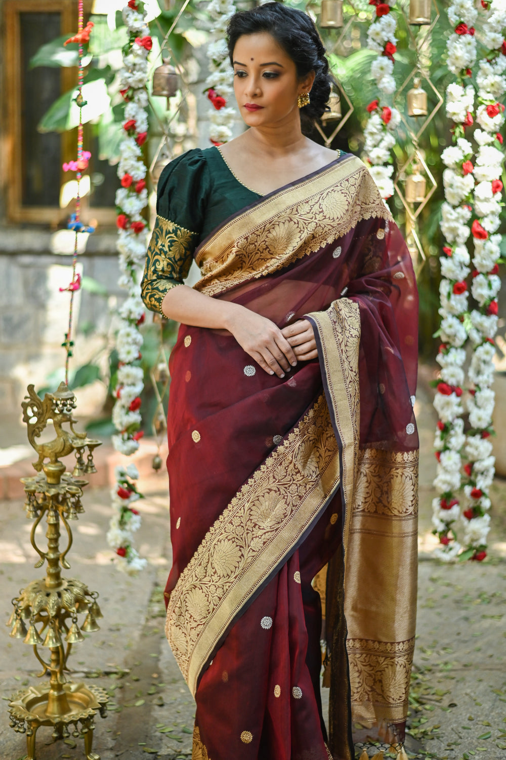 Buy Green & maroon Sarees for Women by Dwini Online | Ajio.com