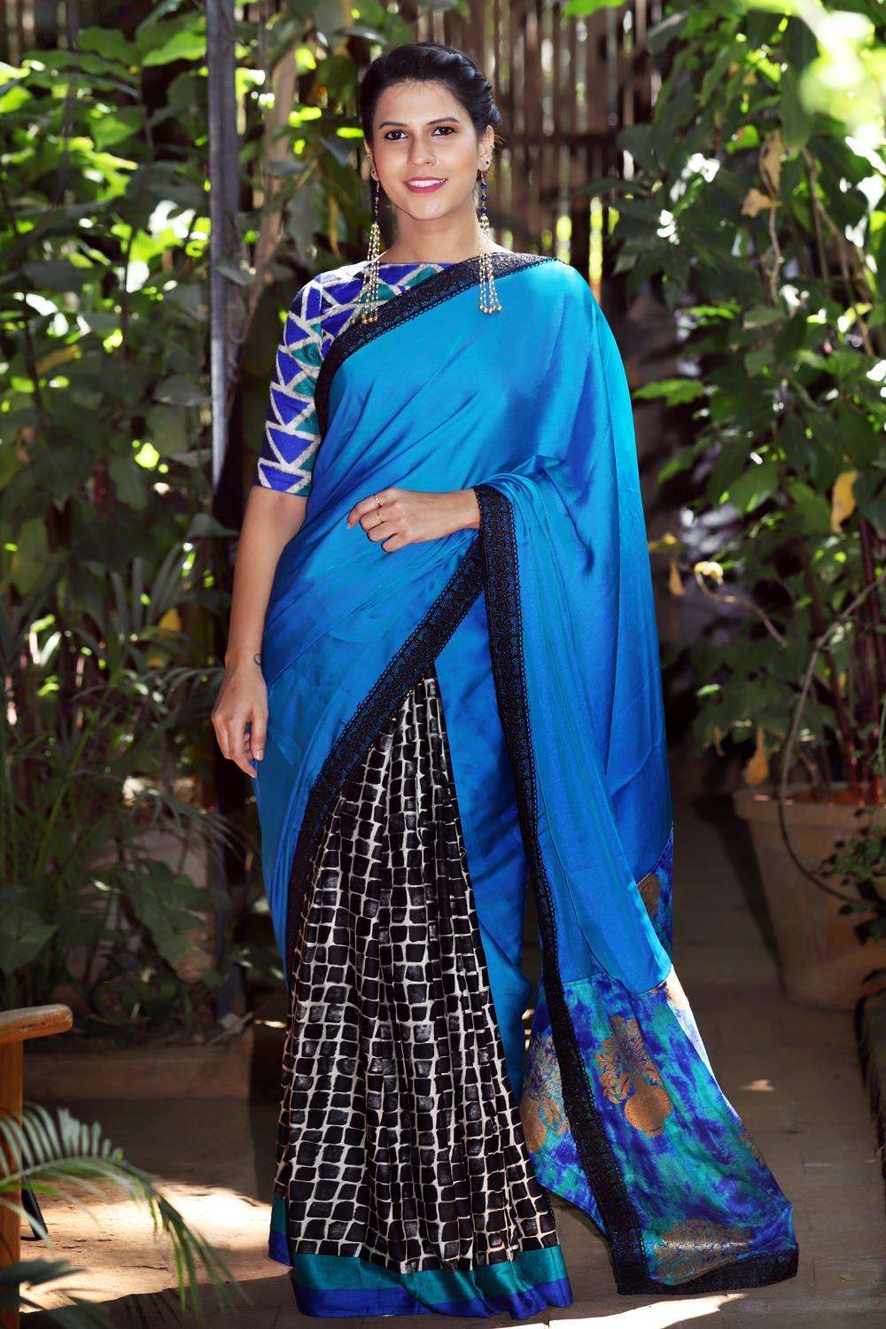 Buy Stylish Georgette Navy Blue Solid Saree with Blouse piece Online In  India At Discounted Prices